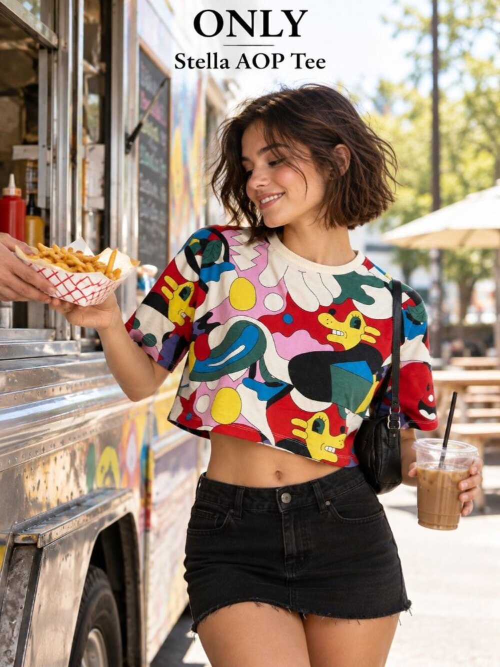 ONLY Stella Crop Tee S Multicolor Doodle Art Abstract AOP Streetwear Graphic Top